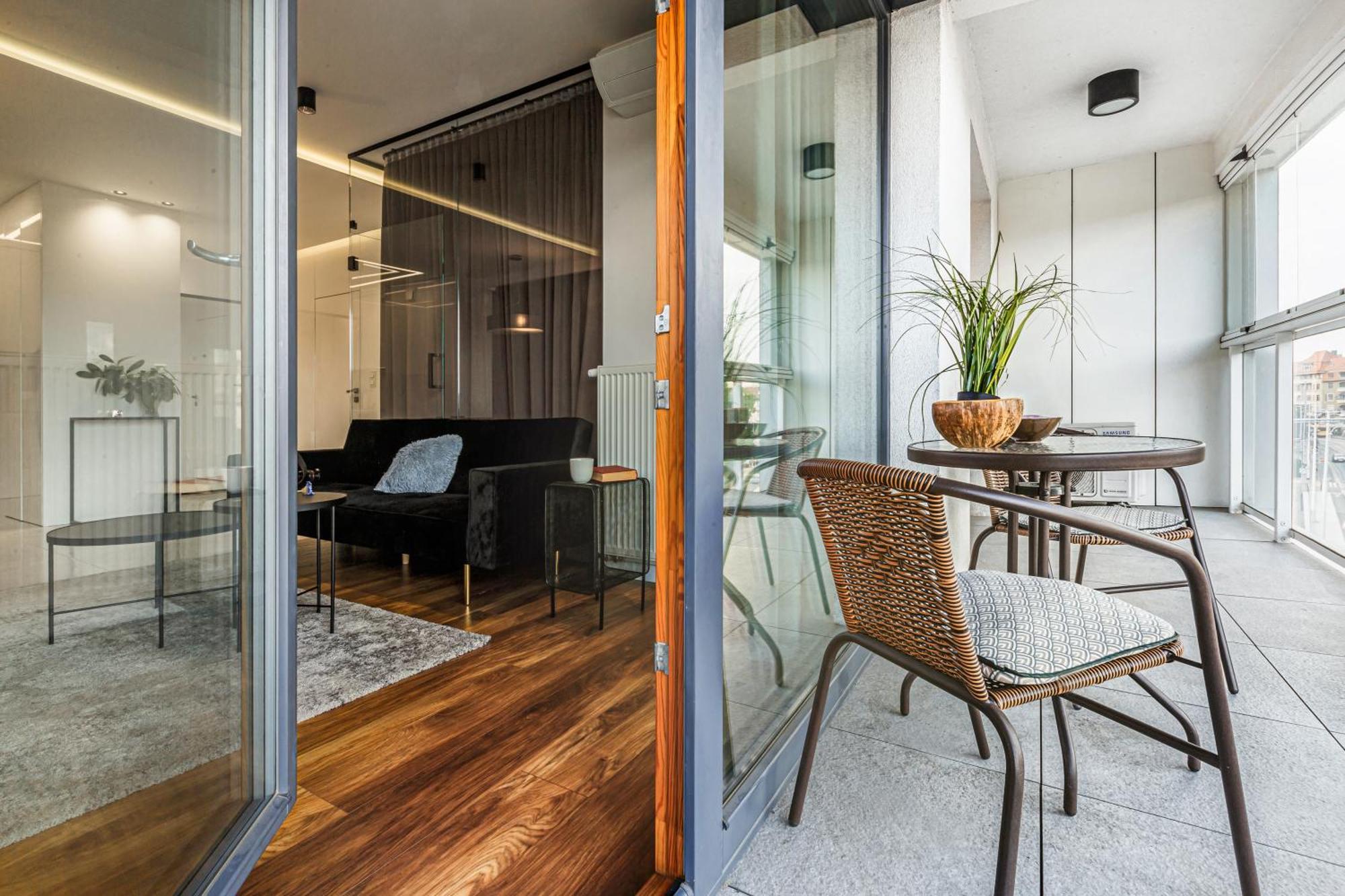 Luksusowy Apartament Z Parkingiem I Klimatyzacja W Samym Centrum Wroclawia エクステリア 写真