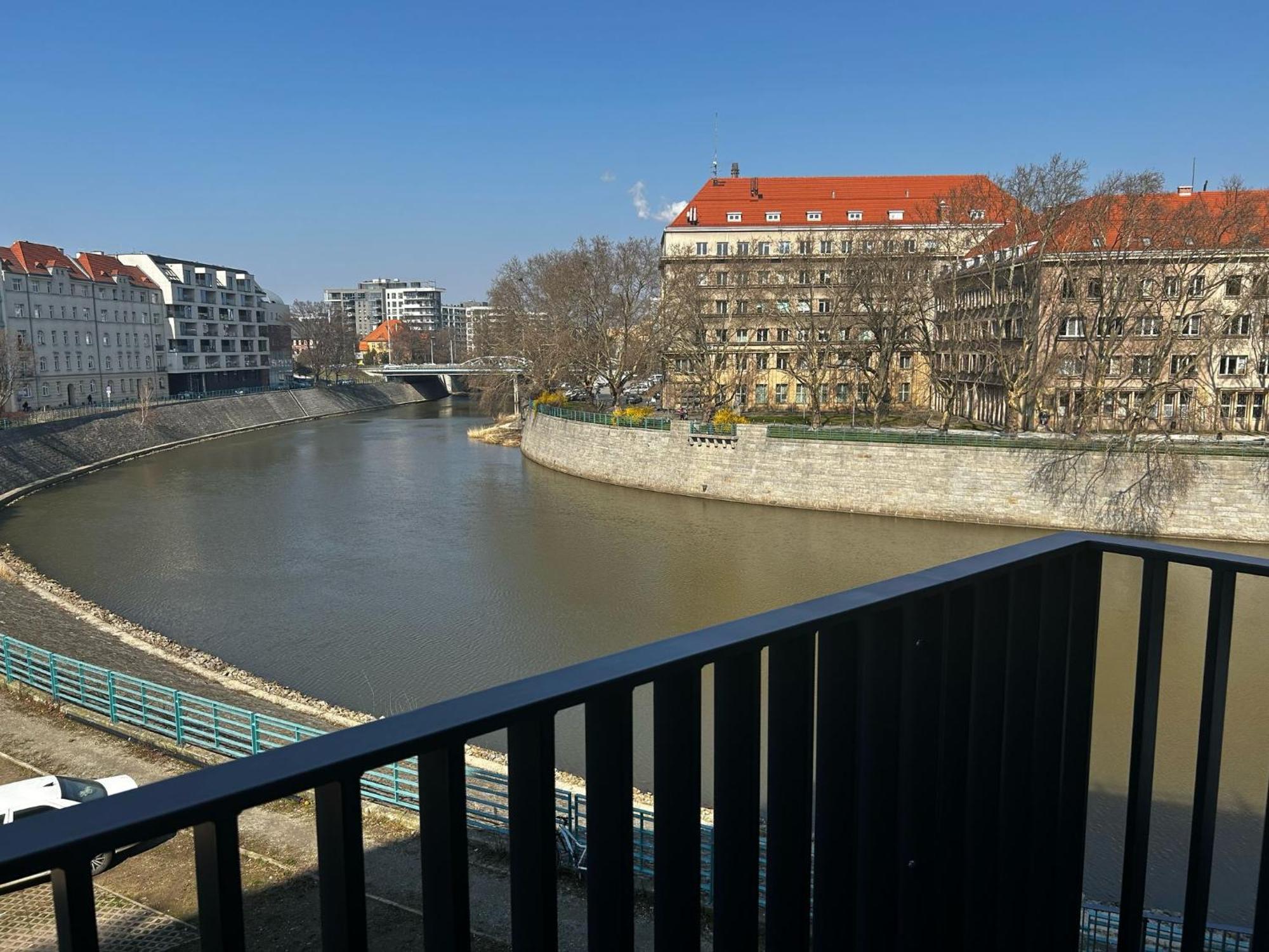 Luksusowy Apartament Z Parkingiem I Klimatyzacja W Samym Centrum Wroclawia エクステリア 写真